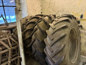 18.4/15 - 34 kola na traktor - 6