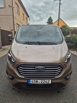 Ford Tourneo Custom - 6
