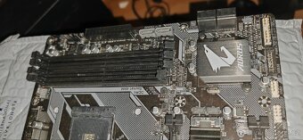 Základní deska Gigabyte B450 Aorus M - 6