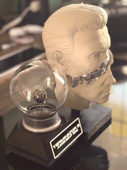 Terminator bust 1/2 plasma koule - 6