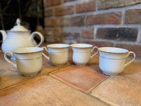 Porcelánový čajový/ kávový set bílý se zlatým zdobením Thun - 6