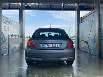 Peugeot 207 - 6