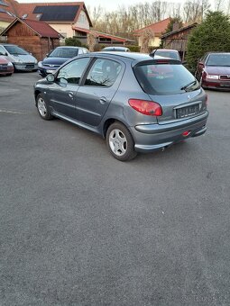 Peugeot 206 1.4 benzín 55kW - 6