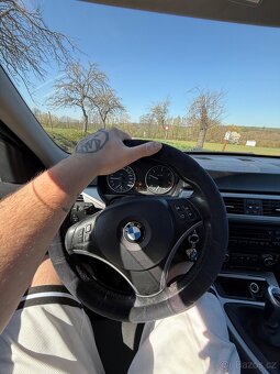 BMW E91 M47 118D 2007 - 6