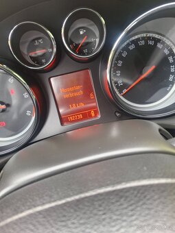 Opel insignia - 6