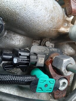 PEUGEOT 4007, CITROEN C-CROSSER MOTOR 2,2HDI 115KW 4HN - 6