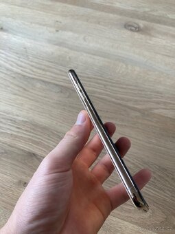 Apple iPhone xs max 256gb-baterie 78%- zachovalý stav - 6