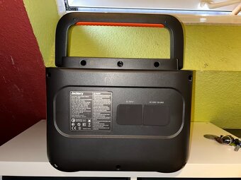 Jackery Explorer 1000 Pro + solární panel – velmi dobrý stav - 6