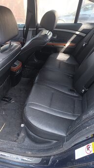 BMW 7 735i díly - 6