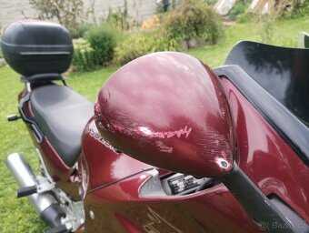 Suzuki GSX 1100F - 6