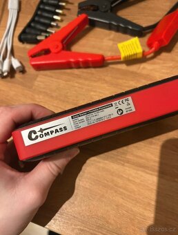 Powerbanka s funkcí JumpStart - 6