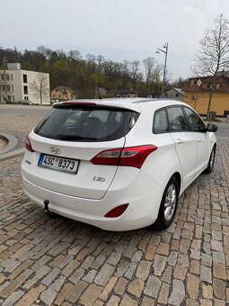 Hyundai i30 combi 1.6TDi 2017 - 6