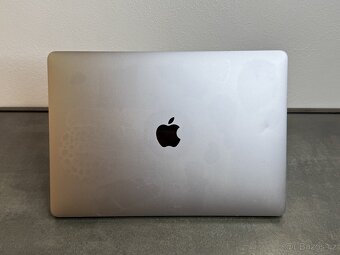 Macbook Pro 13" 2019 / I5 / 8GB / 256GB / Space gray - 6