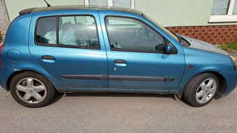 Renault Clio - 6