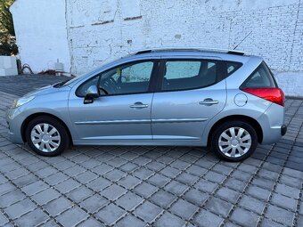 Peugeot 207 SW kombi 1,4i 70kW r.v.2011 Serviska - 6