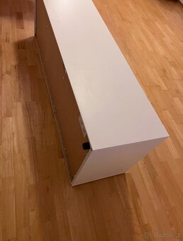 Stolek pod televizi - 6