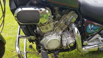 Kawasaki Vulcan VN 750 - 6