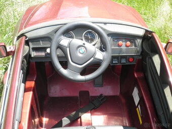 Dětské elektrické autíčko - 6