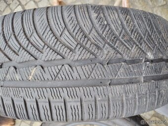 225/45/18 zimni pneu MICHELIN a KUMHO 225/45 R18 - 6