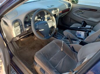 VOLVO S40 2,0T 2000 AUTOMAT sedan - DILY z auta - 6