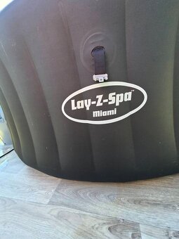 Vířivka Bestway Lay-Z-Spa Miami - 6