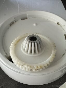 Robot BOSCH MUM - 6