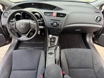 Honda Civic 1.8 i-VTEC 104 kW, jen 115.886 km, rok 2012 - 6