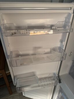Vestavěná lednice s mrazákem IKEA Råkall z roku 2019 - 6