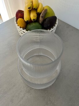 Skleněná váza HM - 6