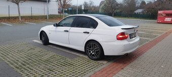 BMW E90 318i - 6