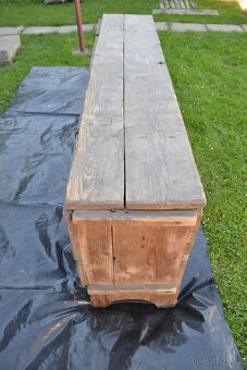 " PRODÁNO "Historická dřevěná truhlice s kováním č.1. - 6