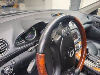Mercedes Benz SL550 - 6