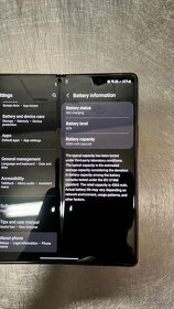 Samsung Galaxy fold 2 - 6