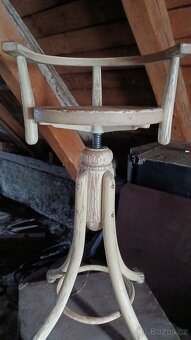 Originální historická dětská holičská židle Thonet. - 6