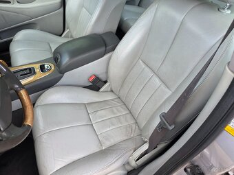 Jaguar S-Type 3.0 AT6 - 6