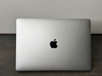 MacBook Pro 13" 2017 Silver CTO 256GB / 16GB - DPH - 6