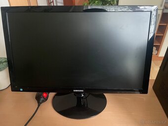 PC s monitorem - 6