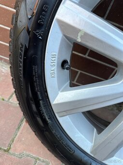 Sada zimních kol VW. Pneu 165/65 R15 Goodyear ultragrip 9. - 6