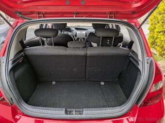 Prodám Hyundai i20 - 6