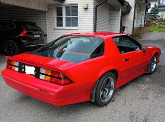 Chevrolet Camaro RS - 6