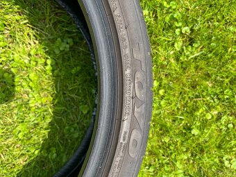 Zimní pneu 225/35 R19 - 6