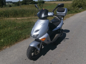 Aprilia SR 125 sporter - 6