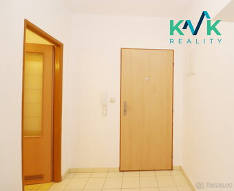 Pronájem bytu 1+1, 38 m², po rekonstrukci, Ostrov – ul. Hro - 6