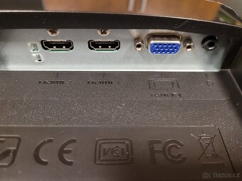 LCD displej BENQ s úhlopříčkou 21,5". - 6