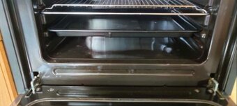 Rustikální dubová linka s vestavěnými spotřebiči,5633 - 6