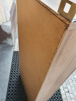 moderní koupelnová skříňka závěsná – DOPRAVA - 6