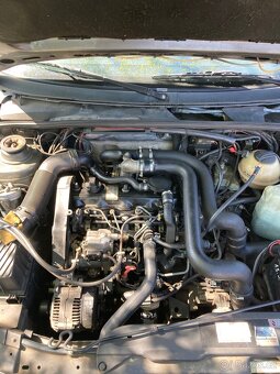 Passat b4 1.9TDI 66KW rok 94 - 6