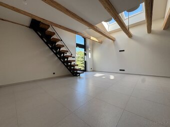 Moderní LOFT na starém městě v Klášterci nad Ohří - 6