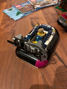 LEGO City Zadržení vznášedlem 60071 - 6