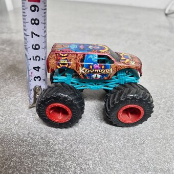 Monster truck - 6